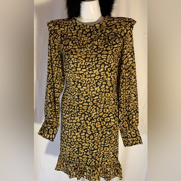 Who What Wear Dresses & Skirts - Who What Wear Cheetah Print Long Sleeve Dress